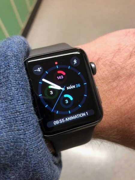 apple-watch-4028102_640-450x600 スマートウォッチとかいうのつけて寝たら寝とる時間ほぼ正確にウォッチされたんやがどんな仕組みなんや