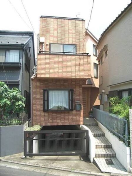 6oqWST7-449x600 【画像】「東京で1億円の家」か「田舎で1億円の家」とかいう究極の決断