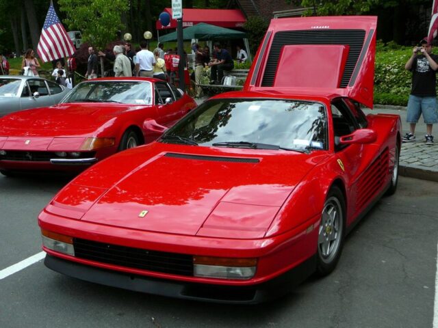 SC06_1991_Ferrari_Testarossa-640x480 【自動車】🚗昭和のおっさんたちが憧れた外車ってポルシェなのポルシェ？