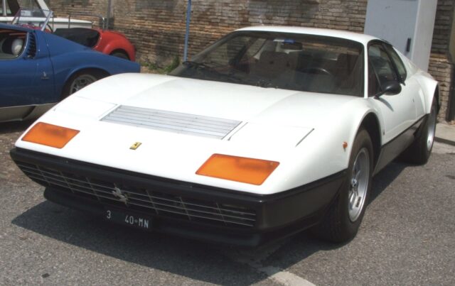 car-Ferrari512BB1976-640x403 【自動車】🚗昭和のおっさんたちが憧れた外車ってポルシェなのポルシェ？