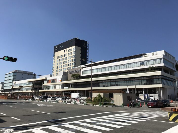 Nankai-Wakayamashi-station-building2020-720x540 【訃報】地方都市の駅再開発、ワンパターンすぎるｗｗｗｗ